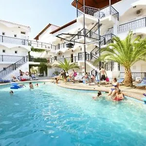 Grand Victoria ** Hanioti